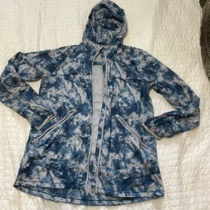 Lululemon Miss Misty rain jacket 10